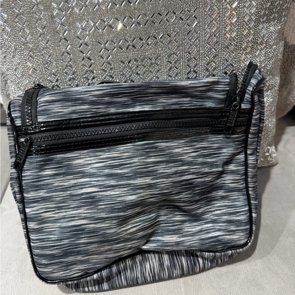 Victoria Secret PINK travel case - Picture 4 of 4